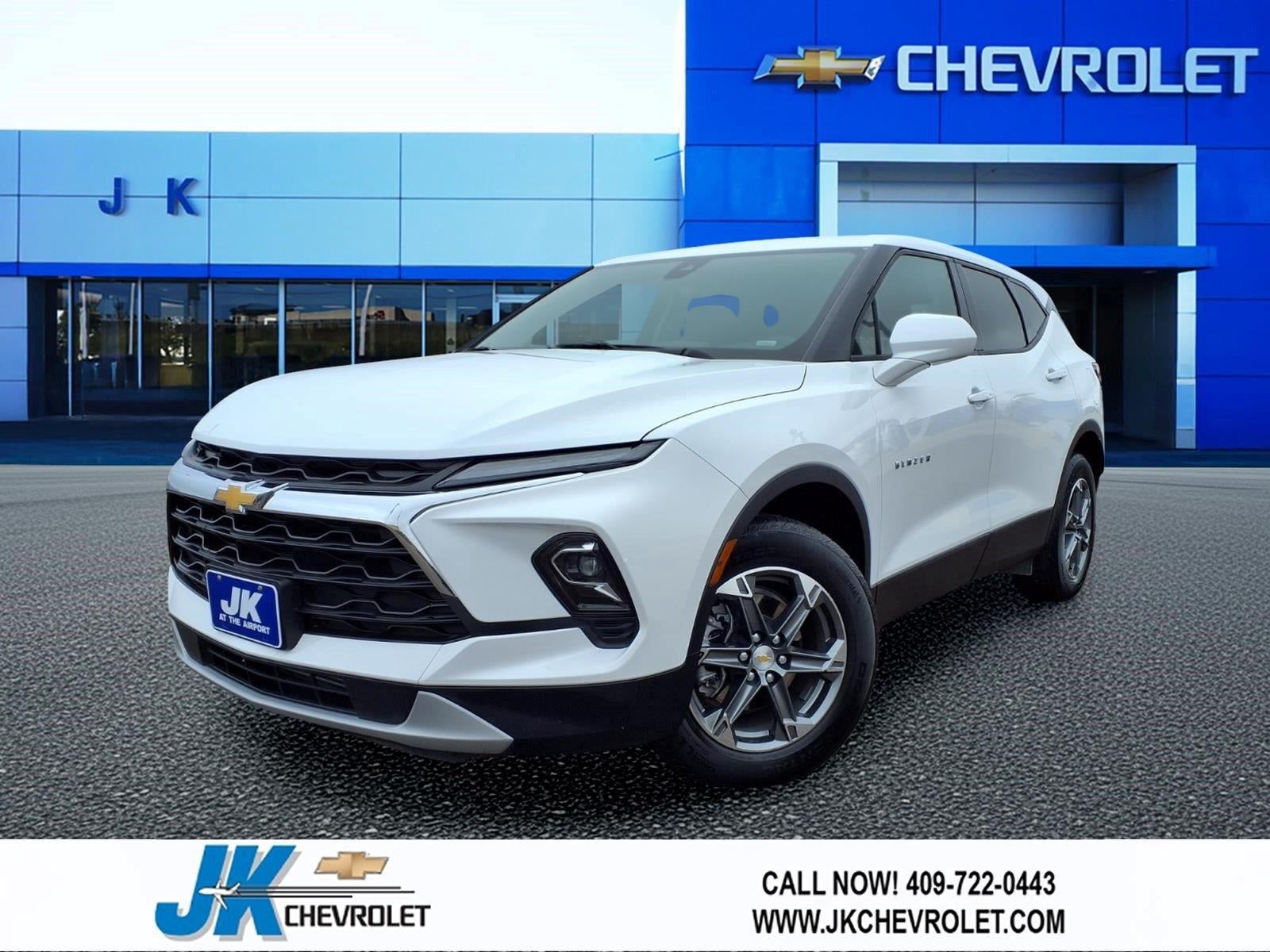 2025 Chevrolet Blazer 2LT in Summit White — front three-quarter view